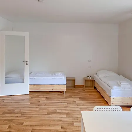 Apartment T&k - - 1 Mit Schoenem Gartenblick - 25min Fair Dus